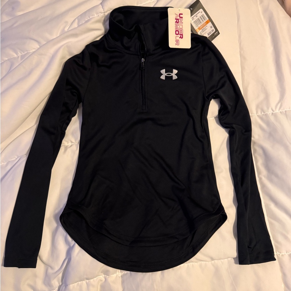 Under Armour Girls Black Long Sleeve 1/2 zip Pullover very light NWT size S